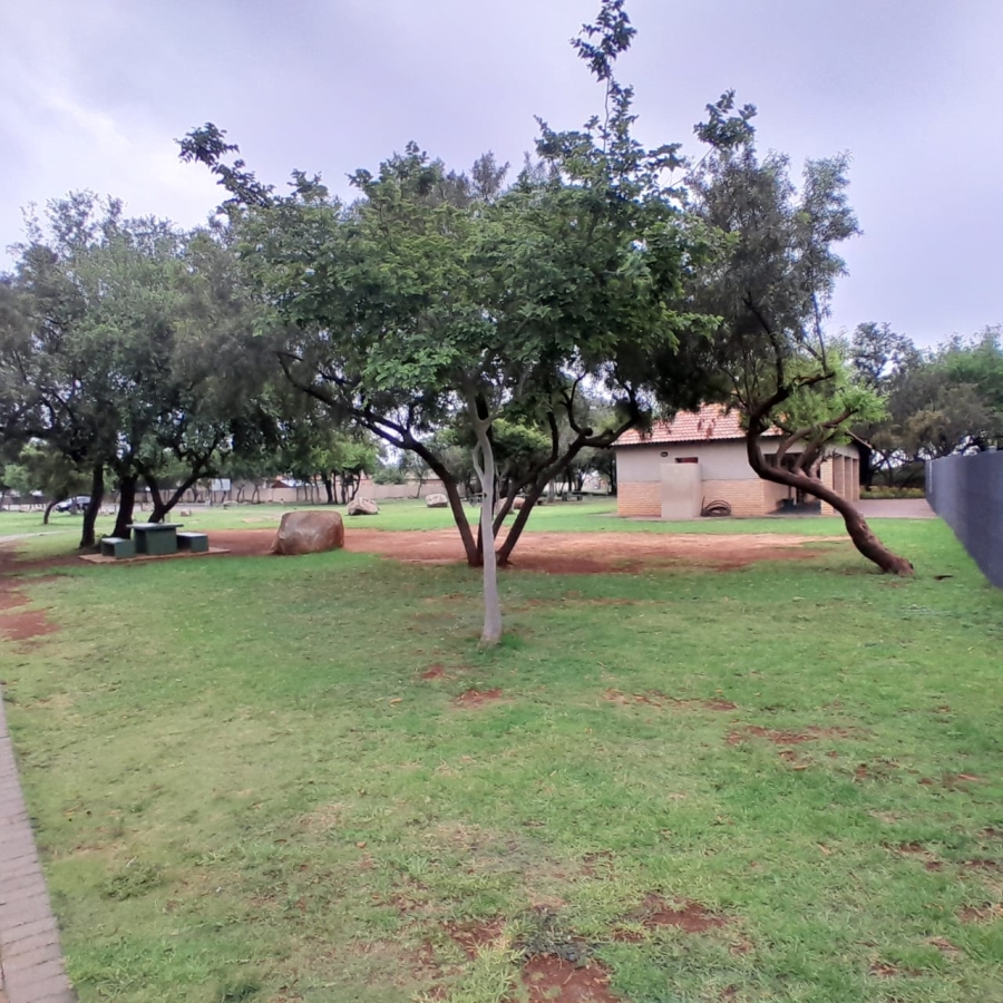 3 Bedroom Property for Sale in Waterkloof East North West